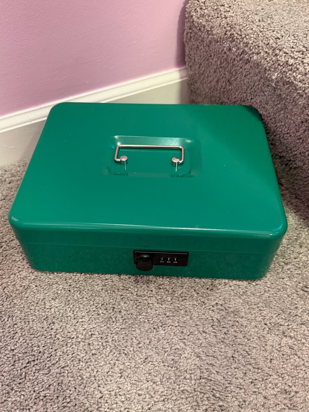 Green Lock Box - Picture 3 of 5